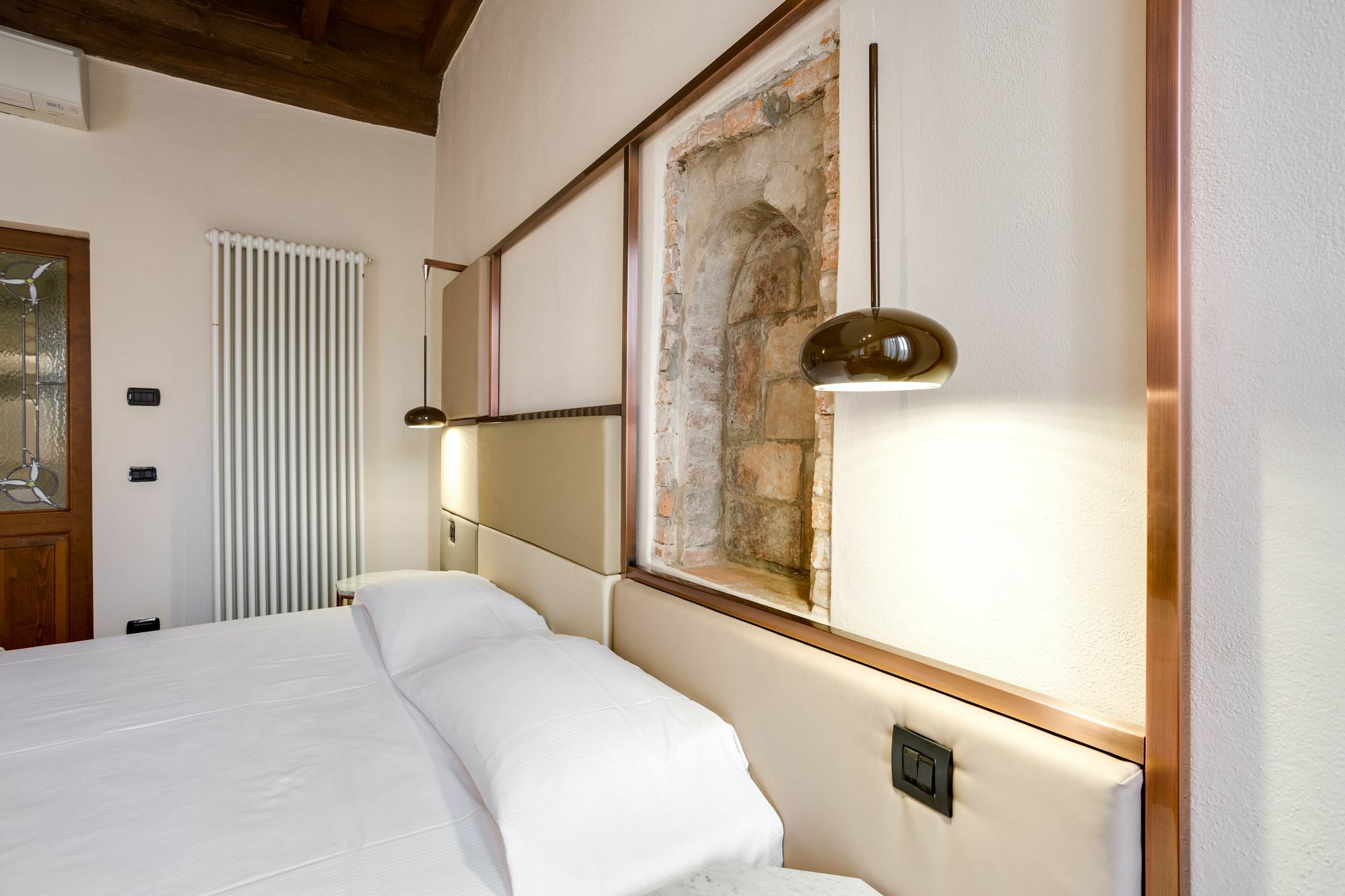 Ferrara Rooms Kültér fotó